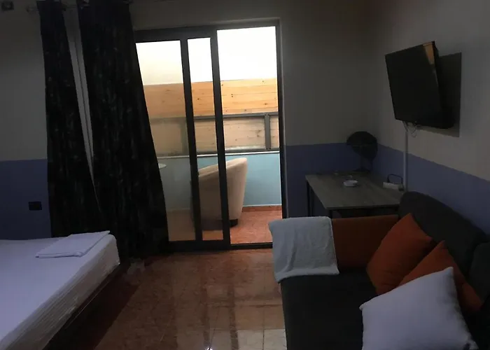 Studenti Hotel Tirana